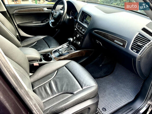 Черный Ауди Ку 5, объемом двигателя 1.98 л и пробегом 138 тыс. км за 17800 $, фото 14 на Automoto.ua