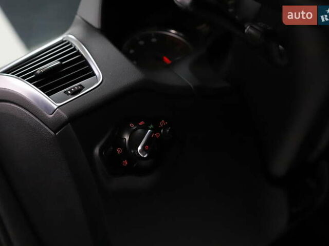 Чорний Ауді Ку 5, об'ємом двигуна 1.98 л та пробігом 256 тис. км за 11999 $, фото 45 на Automoto.ua