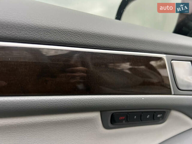 Черный Ауди Ку 5, объемом двигателя 2 л и пробегом 238 тыс. км за 15200 $, фото 32 на Automoto.ua