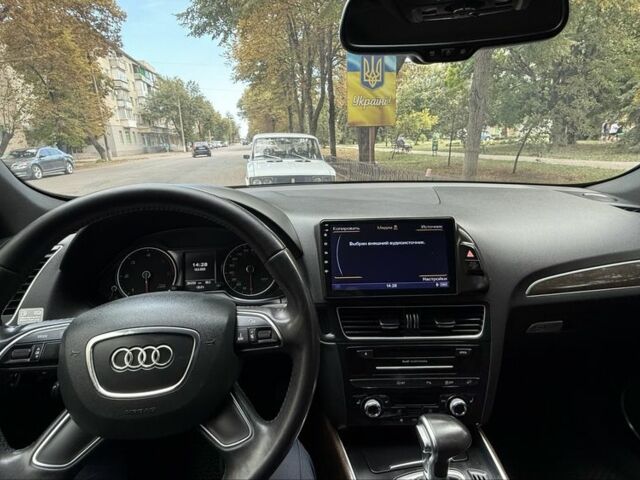 Чорний Ауді Ку 5, об'ємом двигуна 3 л та пробігом 264 тис. км за 22999 $, фото 5 на Automoto.ua