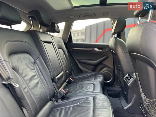 Чорний Ауді Ку 5, об'ємом двигуна 2 л та пробігом 180 тис. км за 13800 $, фото 28 на Automoto.ua