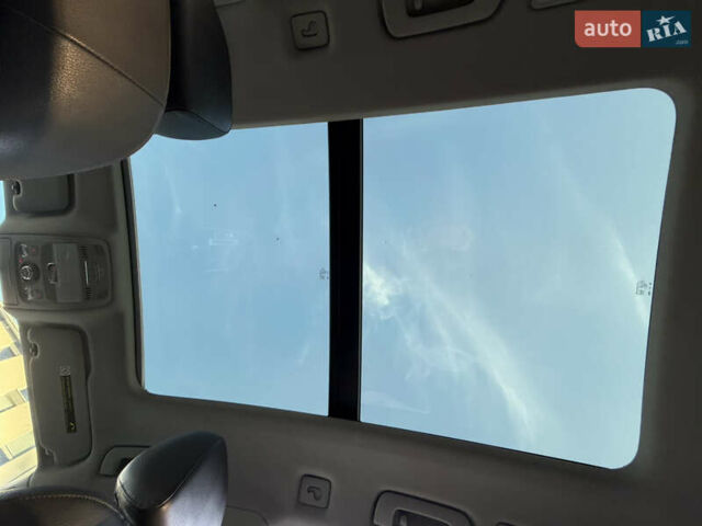 Черный Ауди Ку 5, объемом двигателя 1.98 л и пробегом 234 тыс. км за 14000 $, фото 10 на Automoto.ua