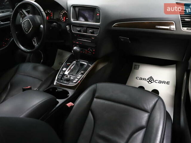 Чорний Ауді Ку 5, об'ємом двигуна 1.98 л та пробігом 256 тис. км за 11999 $, фото 51 на Automoto.ua