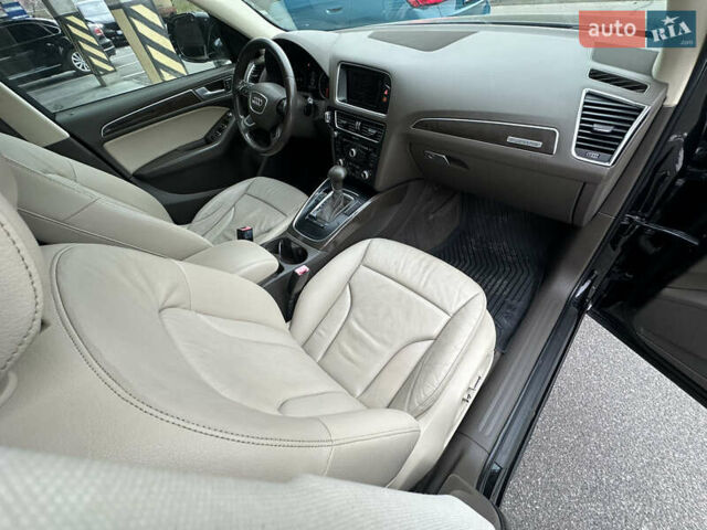 Чорний Ауді Ку 5, об'ємом двигуна 2 л та пробігом 236 тис. км за 13999 $, фото 38 на Automoto.ua