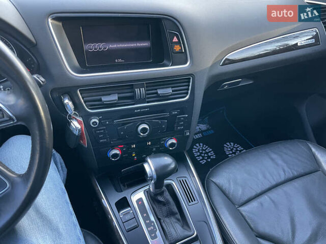 Черный Ауди Ку 5, объемом двигателя 1.98 л и пробегом 136 тыс. км за 13400 $, фото 9 на Automoto.ua