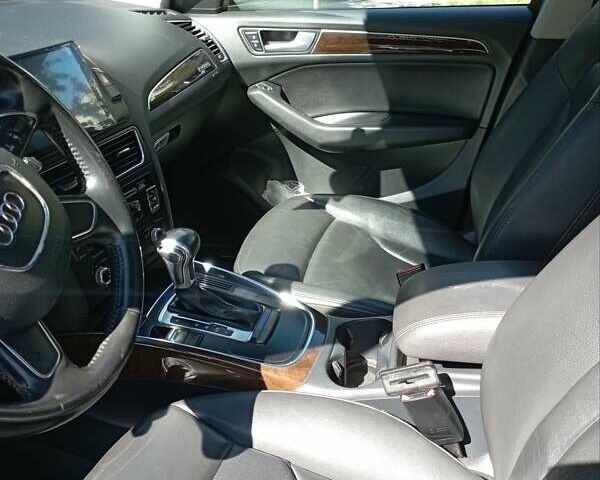 Черный Ауди Ку 5, объемом двигателя 1.98 л и пробегом 235 тыс. км за 18500 $, фото 3 на Automoto.ua