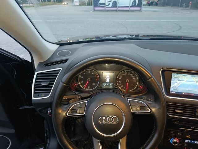 Черный Ауди Ку 5, объемом двигателя 2 л и пробегом 203 тыс. км за 13800 $, фото 1 на Automoto.ua