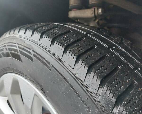 Черный Ауди Ку 5, объемом двигателя 2 л и пробегом 231 тыс. км за 11400 $, фото 1 на Automoto.ua