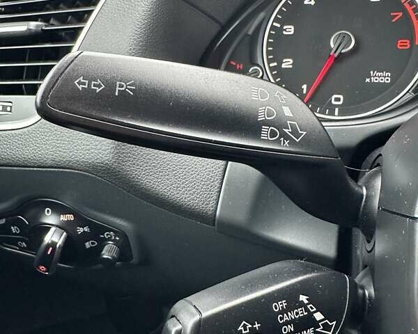 Чорний Ауді Ку 5, об'ємом двигуна 2 л та пробігом 142 тис. км за 15999 $, фото 40 на Automoto.ua