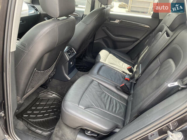 Черный Ауди Ку 5, объемом двигателя 1.98 л и пробегом 235 тыс. км за 13800 $, фото 27 на Automoto.ua