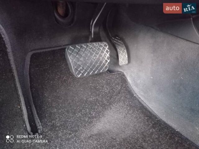 Чорний Ауді Ку 5, об'ємом двигуна 2 л та пробігом 178 тис. км за 13400 $, фото 33 на Automoto.ua