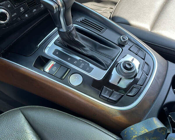 Чорний Ауді Ку 5, об'ємом двигуна 2 л та пробігом 191 тис. км за 12800 $, фото 1 на Automoto.ua