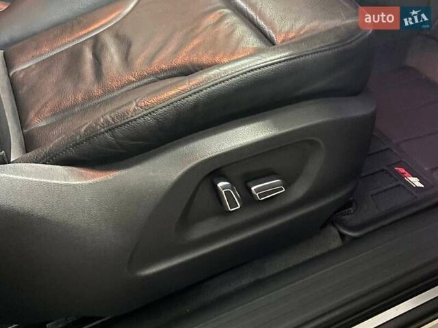 Черный Ауди Ку 5, объемом двигателя 1.98 л и пробегом 169 тыс. км за 12500 $, фото 13 на Automoto.ua