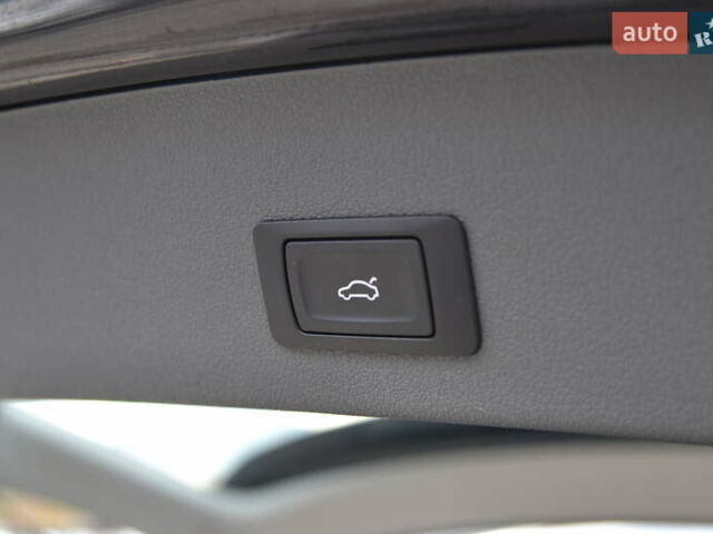 Черный Ауди Ку 5, объемом двигателя 1.98 л и пробегом 272 тыс. км за 13850 $, фото 46 на Automoto.ua