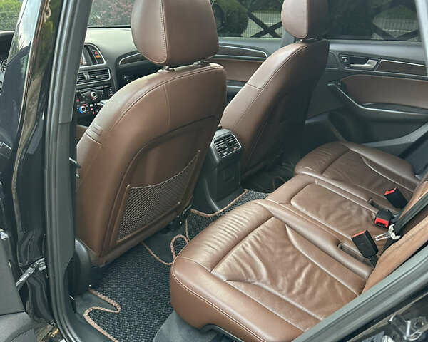 Чорний Ауді Ку 5, об'ємом двигуна 2 л та пробігом 220 тис. км за 13900 $, фото 14 на Automoto.ua