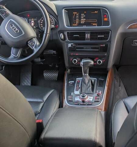 Черный Ауди Ку 5, объемом двигателя 1.98 л и пробегом 228 тыс. км за 14200 $, фото 49 на Automoto.ua