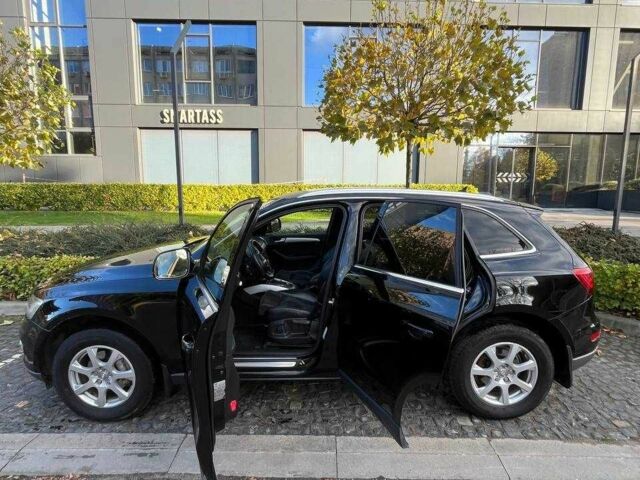 Черный Ауди Ку 5, объемом двигателя 2 л и пробегом 214 тыс. км за 20000 $, фото 8 на Automoto.ua