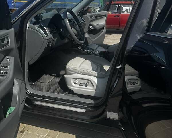 Черный Ауди Ку 5, объемом двигателя 1.98 л и пробегом 267 тыс. км за 22300 $, фото 13 на Automoto.ua