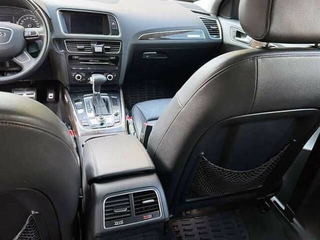 Черный Ауди Ку 5, объемом двигателя 2 л и пробегом 69 тыс. км за 10400 $, фото 5 на Automoto.ua