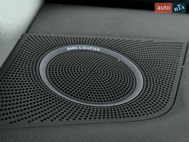 Чорний Ауді Ку 5, об'ємом двигуна 2 л та пробігом 117 тис. км за 16000 $, фото 44 на Automoto.ua