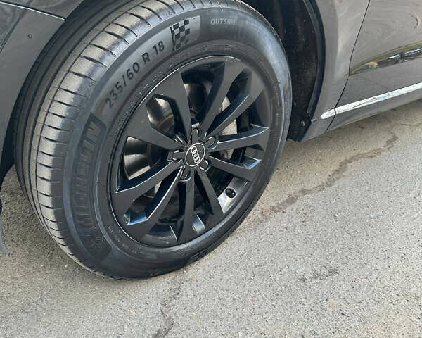 Черный Ауди Ку 5, объемом двигателя 1.98 л и пробегом 135 тыс. км за 10000 $, фото 10 на Automoto.ua