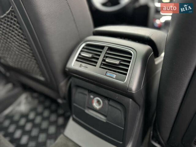 Черный Ауди Ку 5, объемом двигателя 2 л и пробегом 272 тыс. км за 12700 $, фото 45 на Automoto.ua