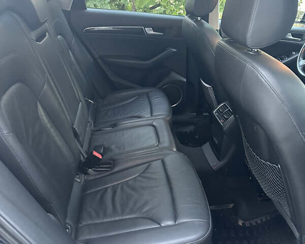 Черный Ауди Ку 5, объемом двигателя 2.97 л и пробегом 182 тыс. км за 18499 $, фото 6 на Automoto.ua