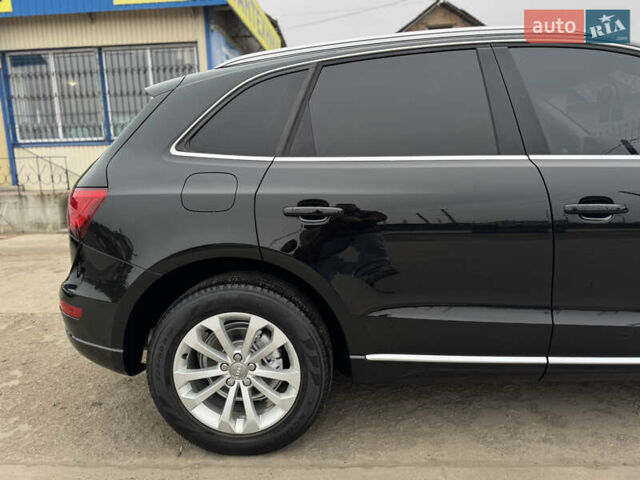 Чорний Ауді Ку 5, об'ємом двигуна 2 л та пробігом 160 тис. км за 15000 $, фото 12 на Automoto.ua