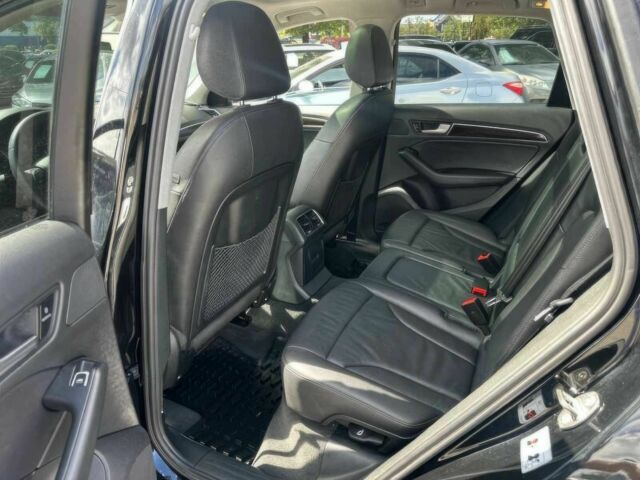 Чорний Ауді Ку 5, об'ємом двигуна 2 л та пробігом 87 тис. км за 12300 $, фото 10 на Automoto.ua