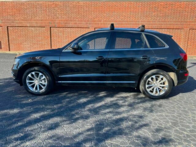 Черный Ауди Ку 5, объемом двигателя 2 л и пробегом 87 тыс. км за 9900 $, фото 4 на Automoto.ua