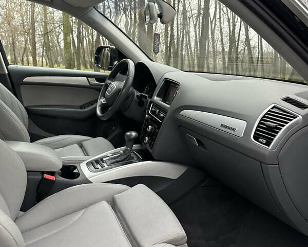 Чорний Ауді Ку 5, об'ємом двигуна 1.98 л та пробігом 207 тис. км за 14900 $, фото 24 на Automoto.ua