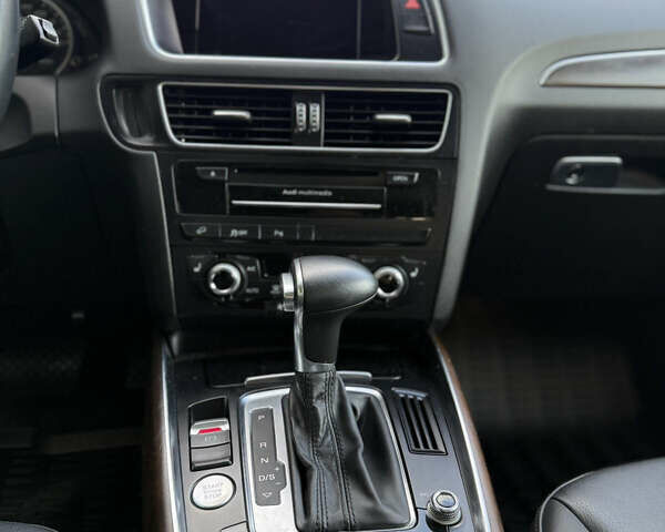 Черный Ауди Ку 5, объемом двигателя 2 л и пробегом 206 тыс. км за 16100 $, фото 20 на Automoto.ua