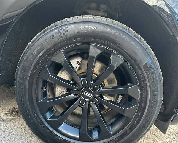 Черный Ауди Ку 5, объемом двигателя 1.98 л и пробегом 135 тыс. км за 10000 $, фото 8 на Automoto.ua