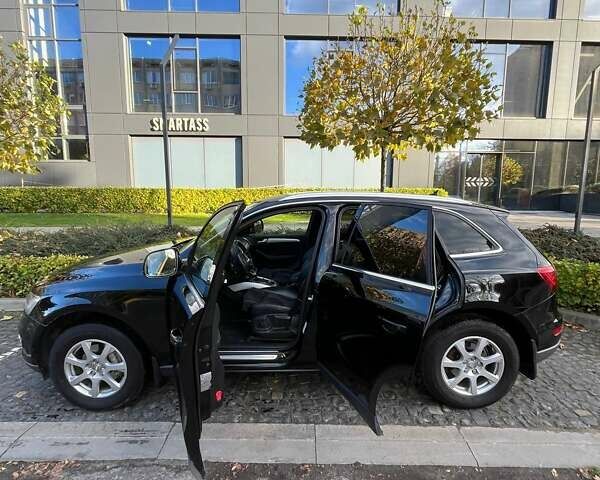 Чорний Ауді Ку 5, об'ємом двигуна 1.97 л та пробігом 214 тис. км за 20000 $, фото 8 на Automoto.ua