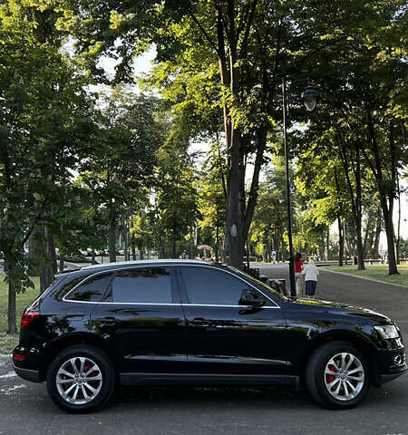 Черный Ауди Ку 5, объемом двигателя 1.97 л и пробегом 240 тыс. км за 21500 $, фото 2 на Automoto.ua