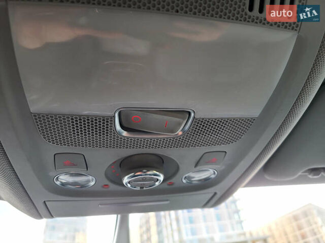 Черный Ауди Ку 5, объемом двигателя 2.97 л и пробегом 140 тыс. км за 23000 $, фото 17 на Automoto.ua