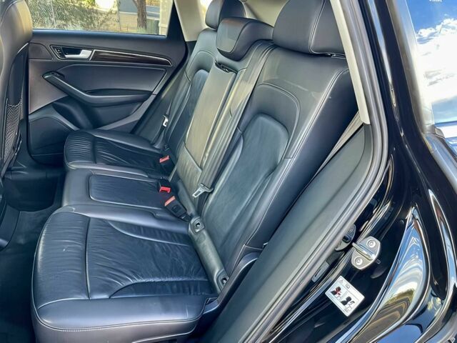 Чорний Ауді Ку 5, об'ємом двигуна 2 л та пробігом 84 тис. км за 9900 $, фото 10 на Automoto.ua