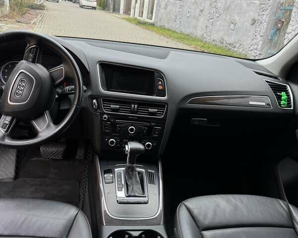 Чорний Ауді Ку 5, об'ємом двигуна 1.98 л та пробігом 270 тис. км за 12400 $, фото 11 на Automoto.ua