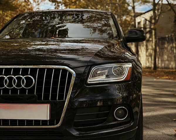Чорний Ауді Ку 5, об'ємом двигуна 2 л та пробігом 201 тис. км за 14000 $, фото 6 на Automoto.ua