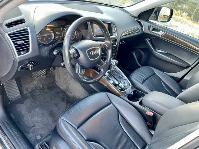 Чорний Ауді Ку 5, об'ємом двигуна 2 л та пробігом 84 тис. км за 9900 $, фото 8 на Automoto.ua