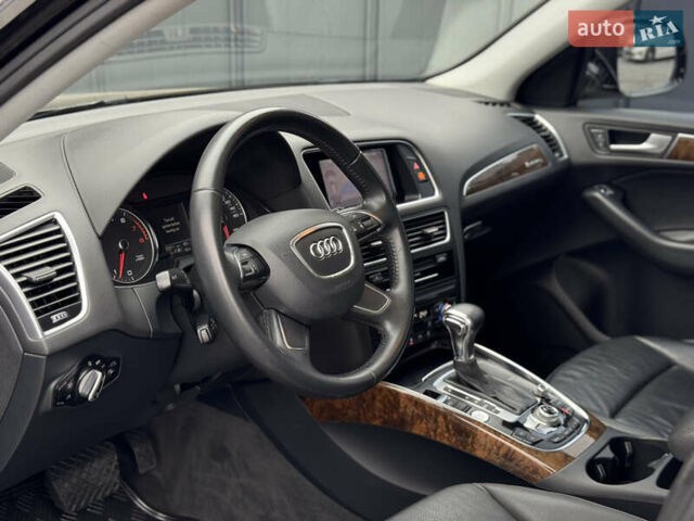 Черный Ауди Ку 5, объемом двигателя 2 л и пробегом 272 тыс. км за 12700 $, фото 23 на Automoto.ua