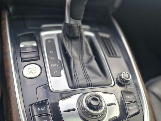 Чорний Ауді Ку 5, об'ємом двигуна 2 л та пробігом 232 тис. км за 13900 $, фото 19 на Automoto.ua