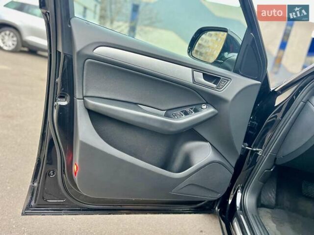 Чорний Ауді Ку 5, об'ємом двигуна 1.98 л та пробігом 164 тис. км за 15990 $, фото 17 на Automoto.ua