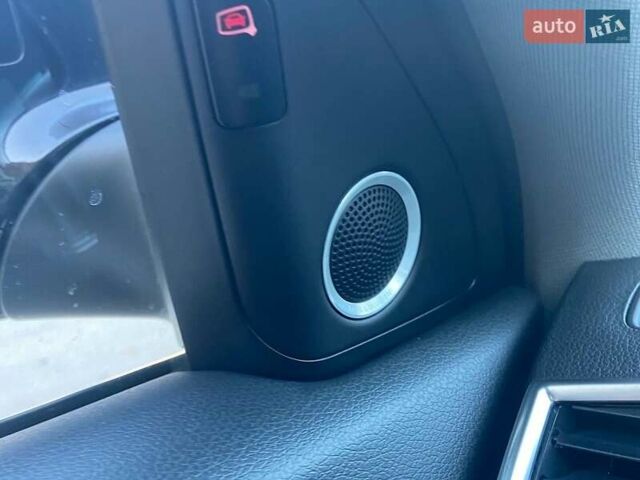 Черный Ауди Ку 5, объемом двигателя 1.98 л и пробегом 169 тыс. км за 12500 $, фото 17 на Automoto.ua