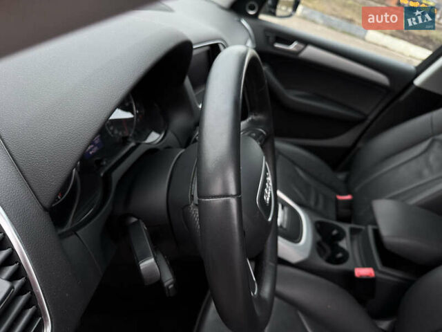 Чорний Ауді Ку 5, об'ємом двигуна 2 л та пробігом 117 тис. км за 16000 $, фото 42 на Automoto.ua