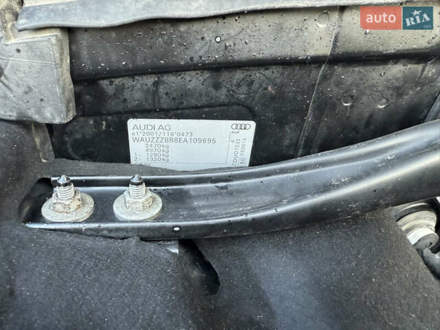 Черный Ауди Ку 5, объемом двигателя 2.97 л и пробегом 224 тыс. км за 18500 $, фото 11 на Automoto.ua