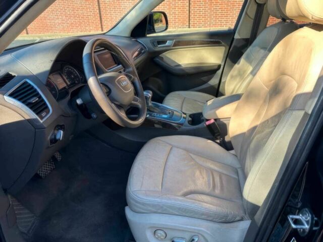 Черный Ауди Ку 5, объемом двигателя 2 л и пробегом 87 тыс. км за 9900 $, фото 8 на Automoto.ua