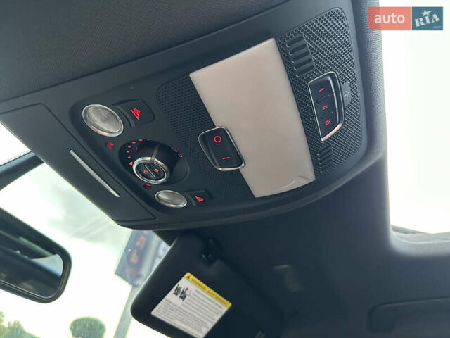 Чорний Ауді Ку 5, об'ємом двигуна 2 л та пробігом 210 тис. км за 13400 $, фото 28 на Automoto.ua