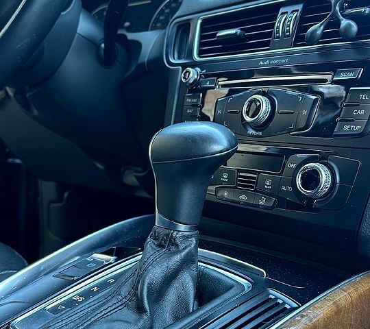 Ауді Ку 5 2014 у Києві на Automoto.ua Чорний Ауді Ку 5, об'ємом двигуна 2 л та пробігом 204 тис. км за 16700 $, фото 5 на Automoto.ua
