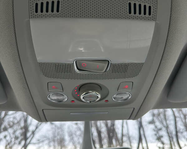 Черный Ауди Ку 5, объемом двигателя 1.98 л и пробегом 207 тыс. км за 14900 $, фото 15 на Automoto.ua